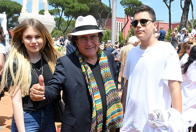 Albano Carrisi con i figli Yasmine e Bido